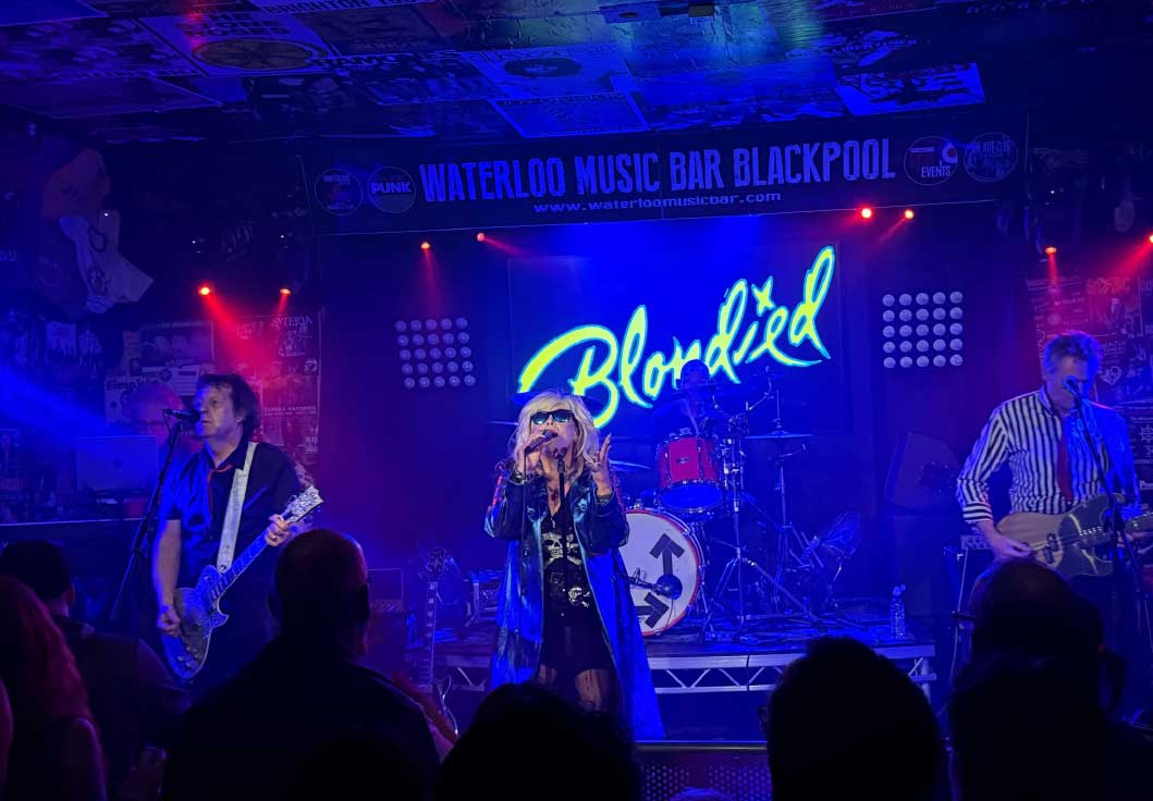 <q>blondied waterloo backdrop</q>